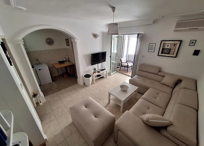 Anka Apartment